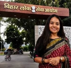 14 बार असफल, 15वीं कोशिश में बनीं SDM: आस्था दमेले की प्रेरक कहानी